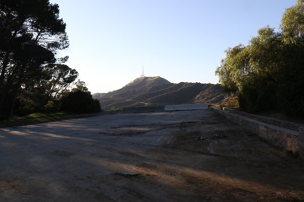 mt-hollywood-dr 088
