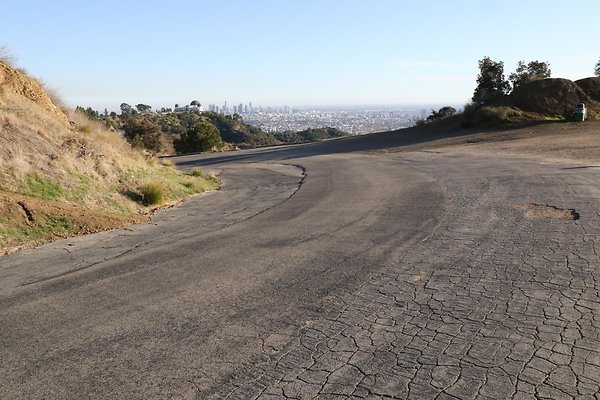 mt-hollywood-dr 045