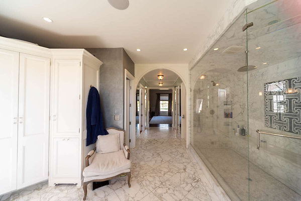 8993 bath 2