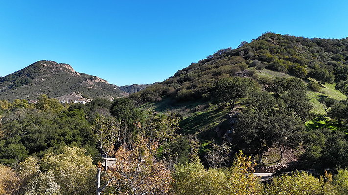 DJI 20251125123327 0061 D - 0.9.142